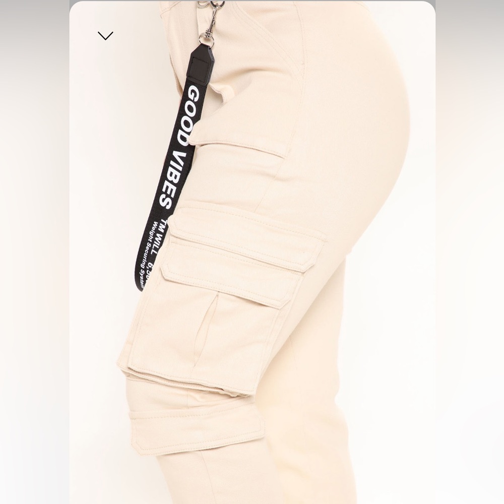 Ivory cargo pants brand new - Picture 3 of 5